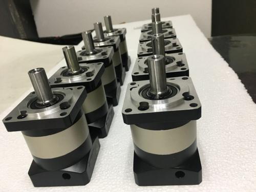 高精密行星減速機的拆卸順序